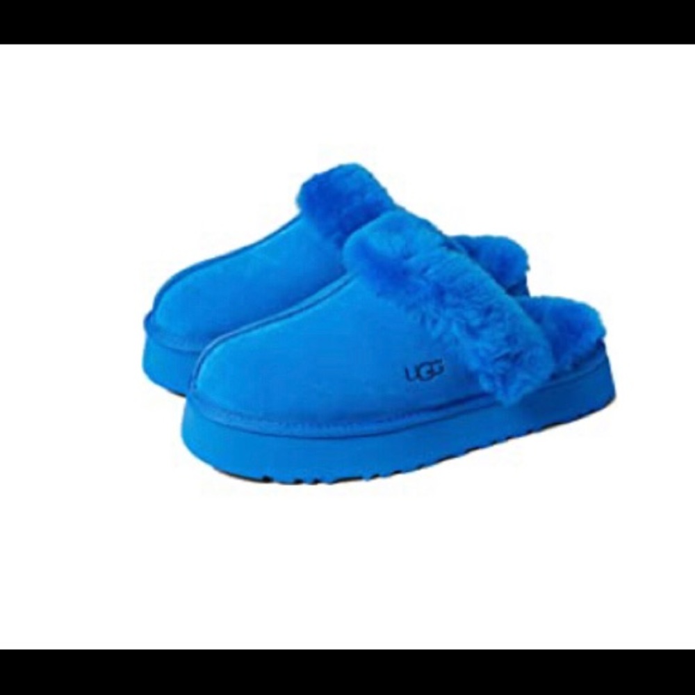 Comfortable slides for causal use